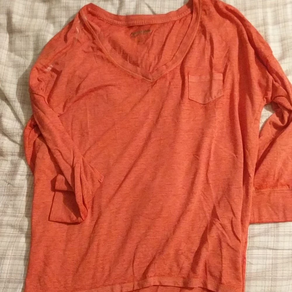 3/4 length v-neck